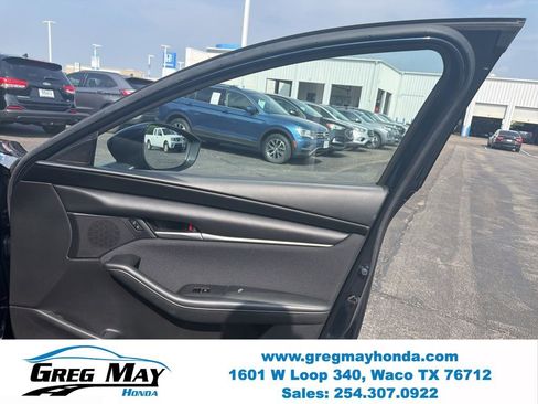 Used 2021 MAZDA MAZDA3 Sedan FWD image 28