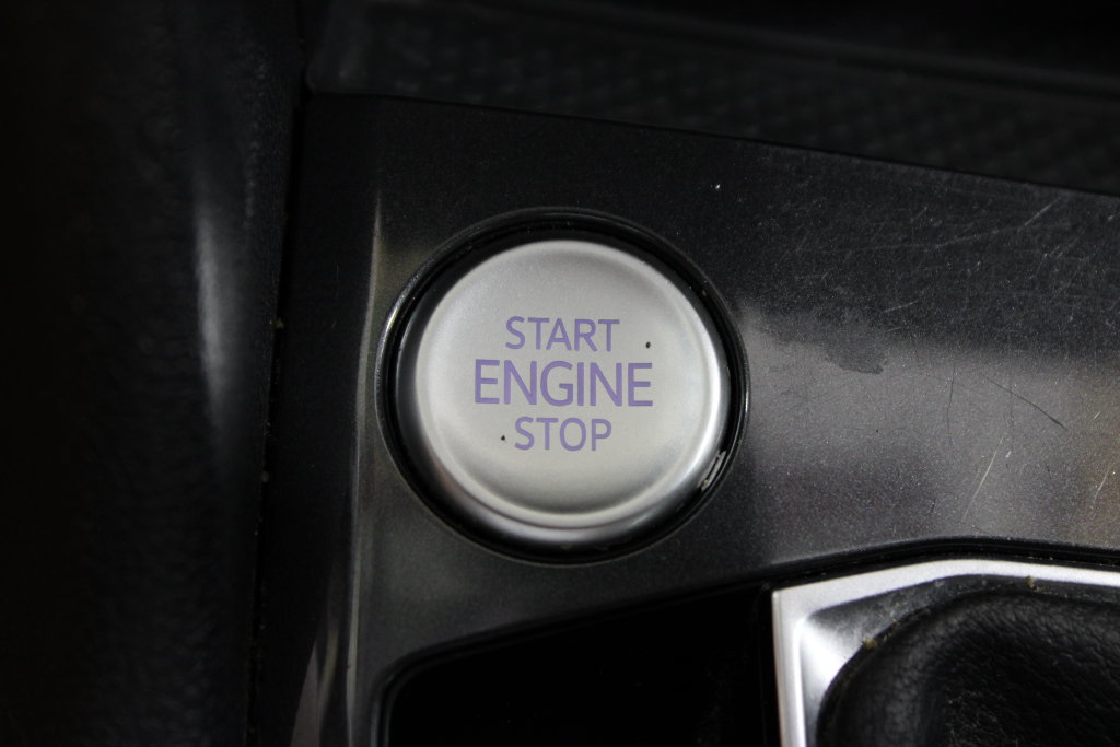 Used 2023 Volkswagen Tiguan SE FWD image 12