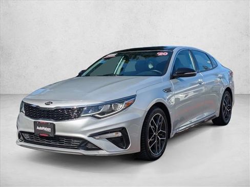 Used 2020 Kia Optima SE image 1