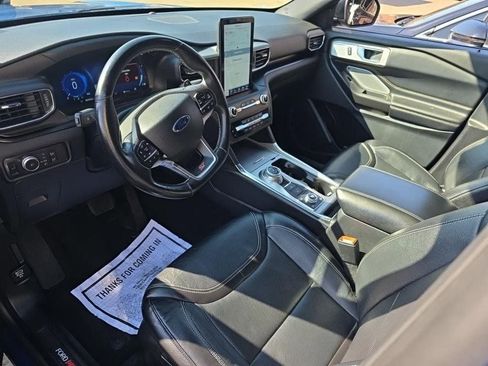 Used 2020 Ford Explorer ST w/ ST Street Pack image 2