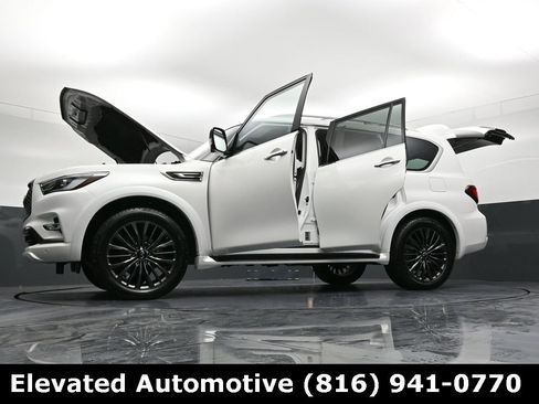 Used 2023 INFINITI QX80 Premium Select w/ All-Season Package image 43