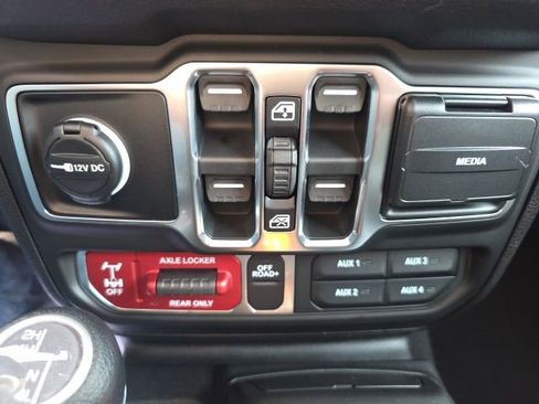 New 2026 Jeep Gladiator Willys AWD/4WD image 20