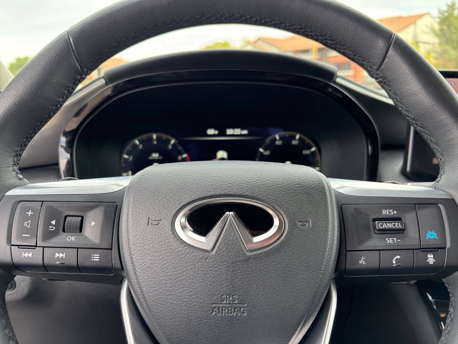 Used 2026 INFINITI QX60 Luxe AWD/4WD image 29