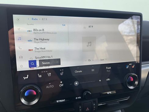 Used 2024 Lexus GX 550 550 Premium+ w/ Accessory Package (Z1) image 36