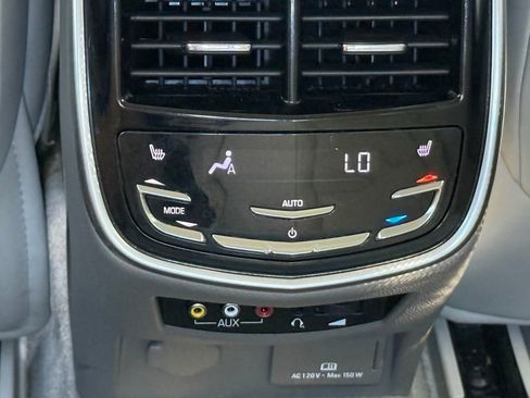 Used 2016 Cadillac XTS Vsport Platinum image 22