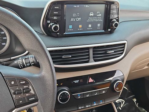 Used 2019 Hyundai Tucson SE image 27
