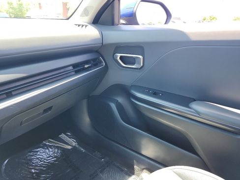 Used 2025 Kia K4 FWD image 31