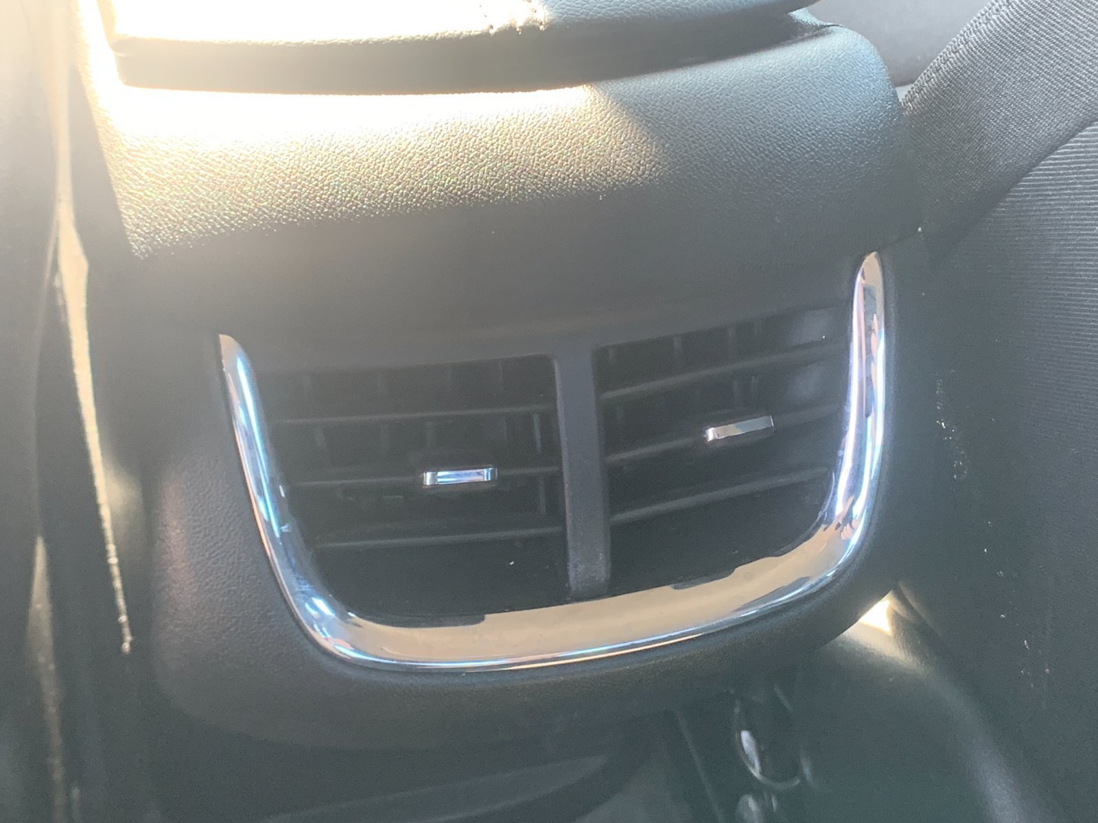 Used 2024 Chevrolet Malibu LT FWD image 16