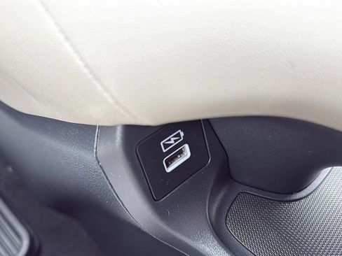 Used 2023 Honda HR-V LX image 21