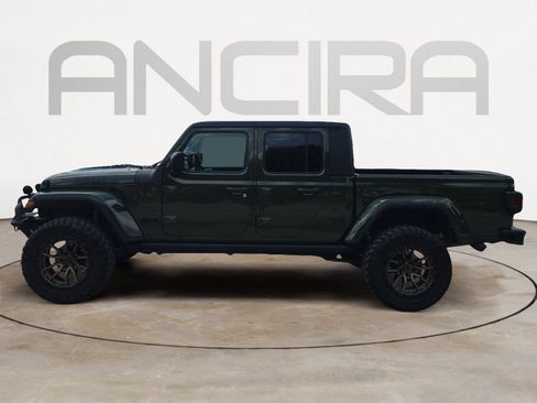 Used 2023 Jeep Gladiator Sport AWD/4WD image 7