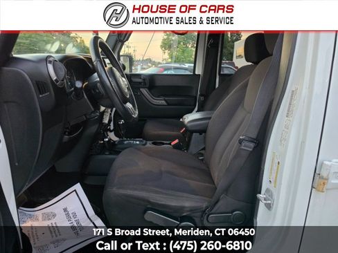 Used 2014 Jeep Wrangler Unlimited Sport w/ Quick Order Package 24S AWD/4WD image 31