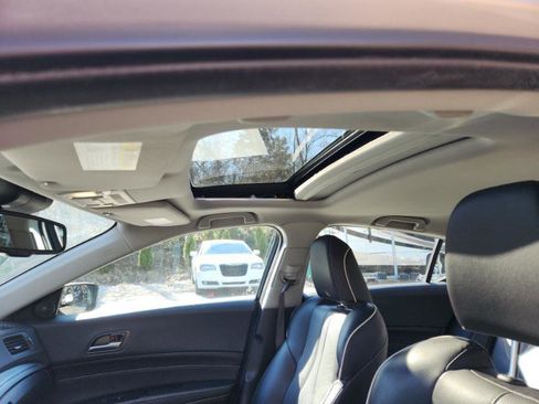 Used 2020 Acura ILX FWD image 11