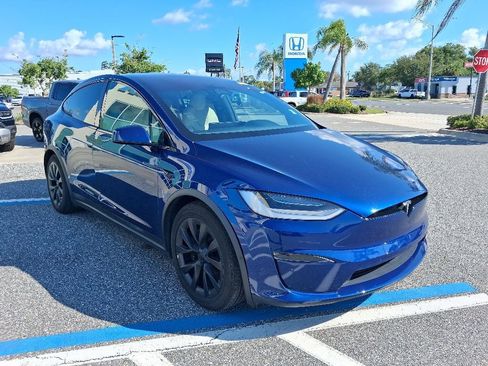 Used 2022 Tesla Model X AWD/4WD image 3
