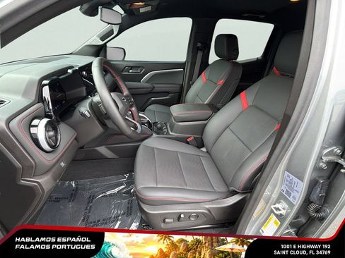 Used 2024 Chevrolet Colorado Z71 w/ Z71 Convenience Package 2 AWD/4WD image 13