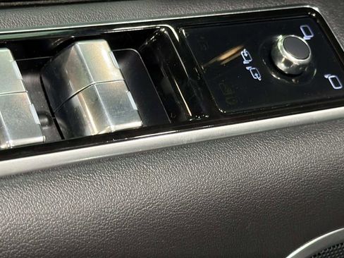 Used 2020 Land Rover Range Rover Sport SE AWD/4WD image 21