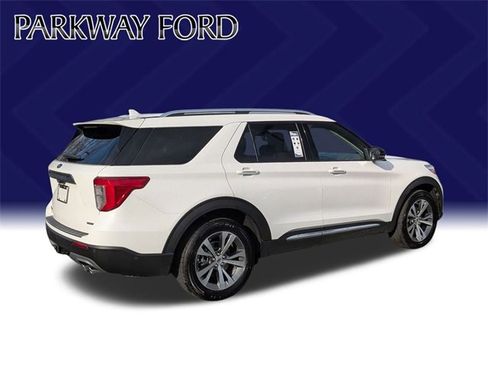 Used 2020 Ford Explorer Platinum w/ Premium Technology Package image 5