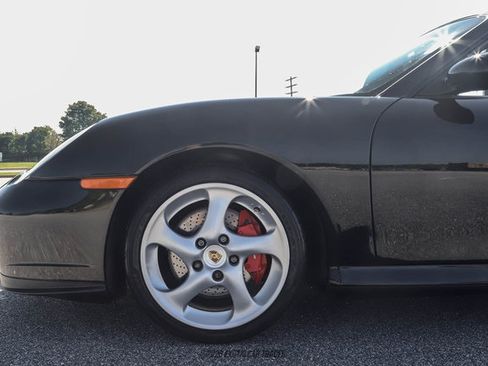 Used 2004 Porsche 911 Turbo AWD/4WD image 2