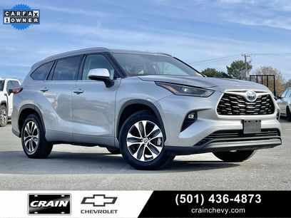 Used 2021 Toyota Highlander XLE