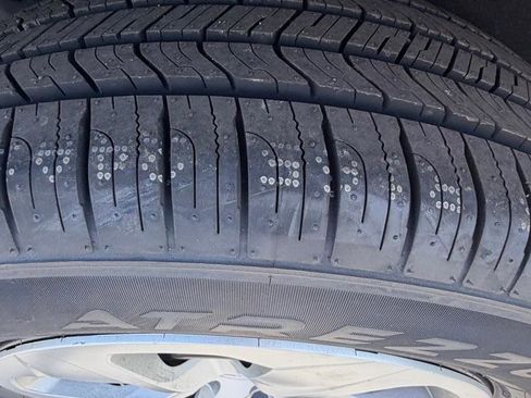 Used 2021 Toyota RAV4 LE w/ Carpet Mat Package (TMS) image 26