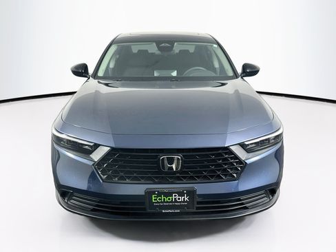 Used 2025 Honda Accord SE image 2