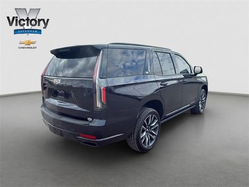 Used 2022 Cadillac Escalade Sport Platinum image 8