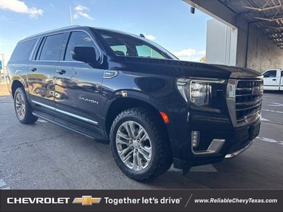 Used 2021 GMC Yukon XL SLT w/ SLT Premium Package