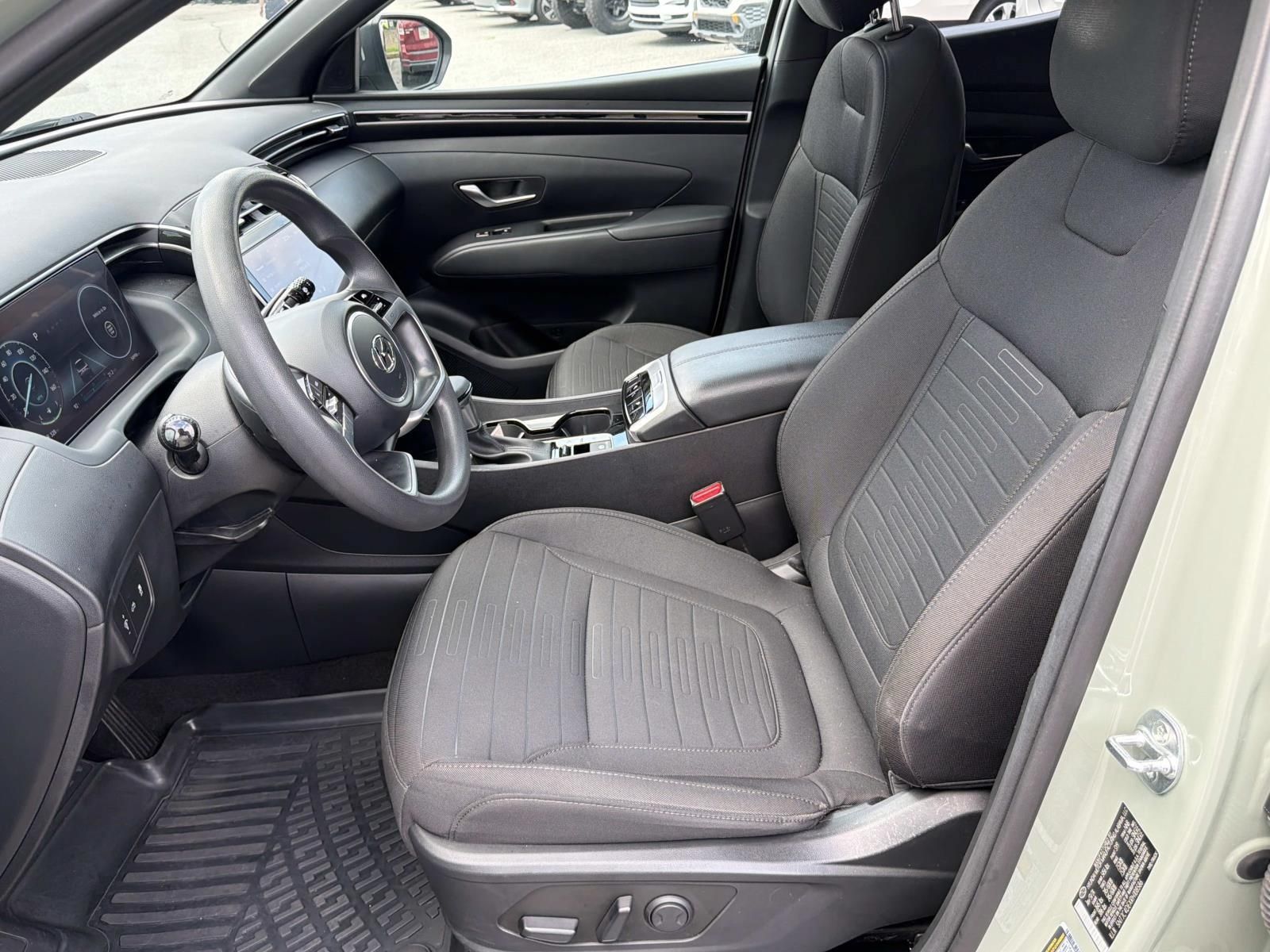 Used 2024 Hyundai Santa Cruz SEL w/ Activity Package FWD image 9