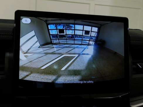 Used 2024 Ford Expedition XLT image 49