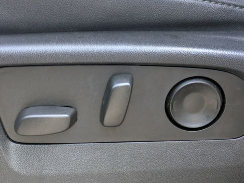 Certified 2023 Chevrolet Tahoe Z71 w/ Luxury Package image 21