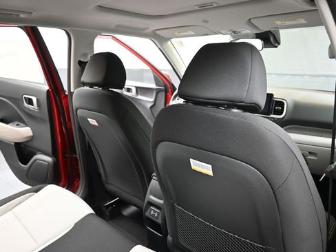 New 2026 Hyundai Venue SEL image 15