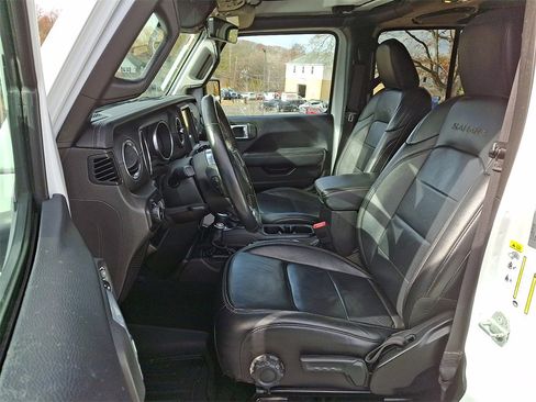 Used 2019 Jeep Wrangler Unlimited Sahara w/ Dual Top Group image 14