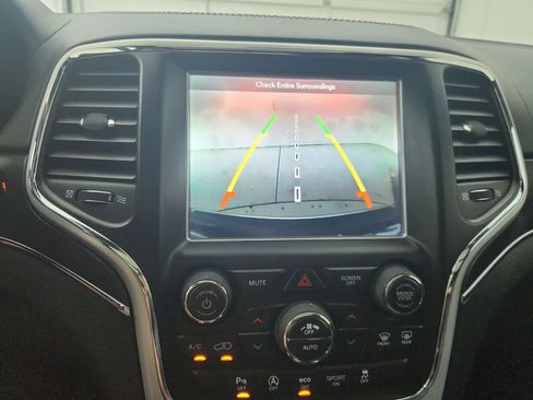Certified 2018 Jeep Grand Cherokee Limited AWD/4WD image 28