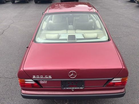 Used 1989 Mercedes-Benz 300 CE Coupe image 5