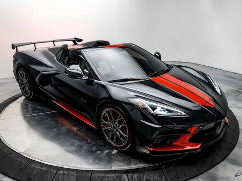 Used 2023 Chevrolet Corvette Stingray Premium Conv w/ Z51 Performance Package image 29