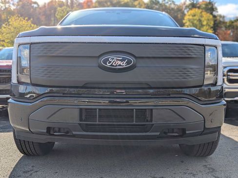 New 2025 Ford F150 Lightning Flash image 2