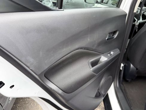 Used 2021 Nissan Kicks SV FWD image 10