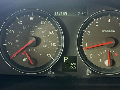 Used 2007 Volvo C70 T5 image 14