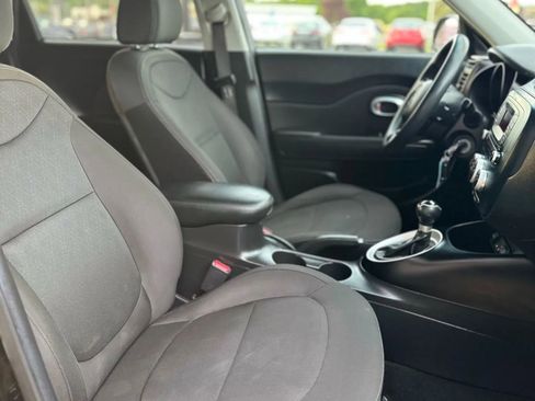 Used 2016 Kia Soul image 15