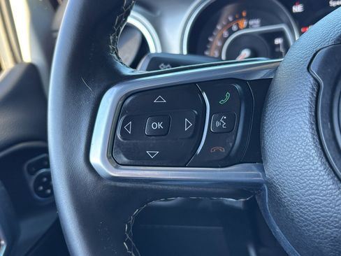 Used 2021 Jeep Gladiator Overland image 21