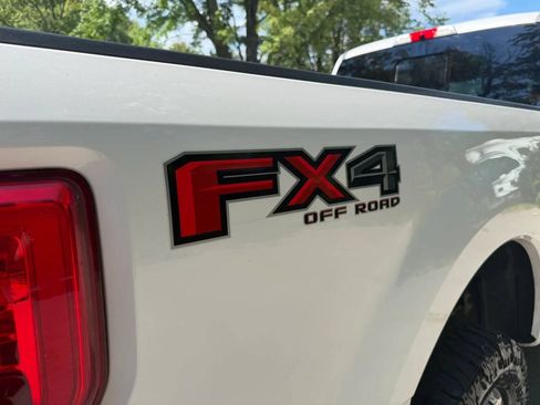 Used 2017 Ford F250 Platinum w/ Platinum Ultimate Package AWD/4WD image 84