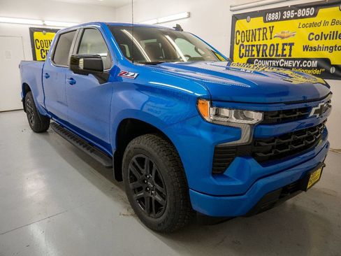 New 2025 Chevrolet Silverado 1500 RST w/ Z71 Off-Road Package AWD/4WD image 2
