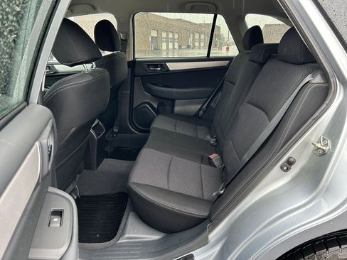 Used 2016 Subaru Outback 2.5i Premium image 23