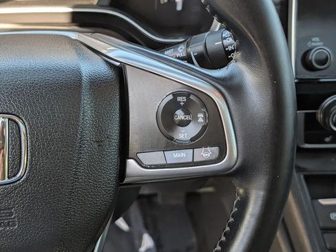 Used 2017 Honda CR-V Touring image 25