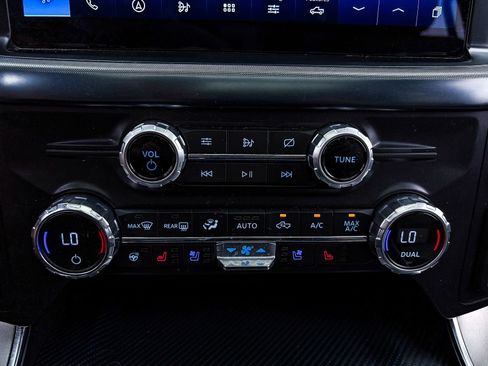 Used 2021 Ford F150 Limited AWD/4WD image 31