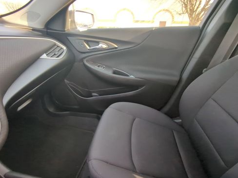 Used 2019 Chevrolet Malibu LS w/ LPO, Convenience Package 1 image 19