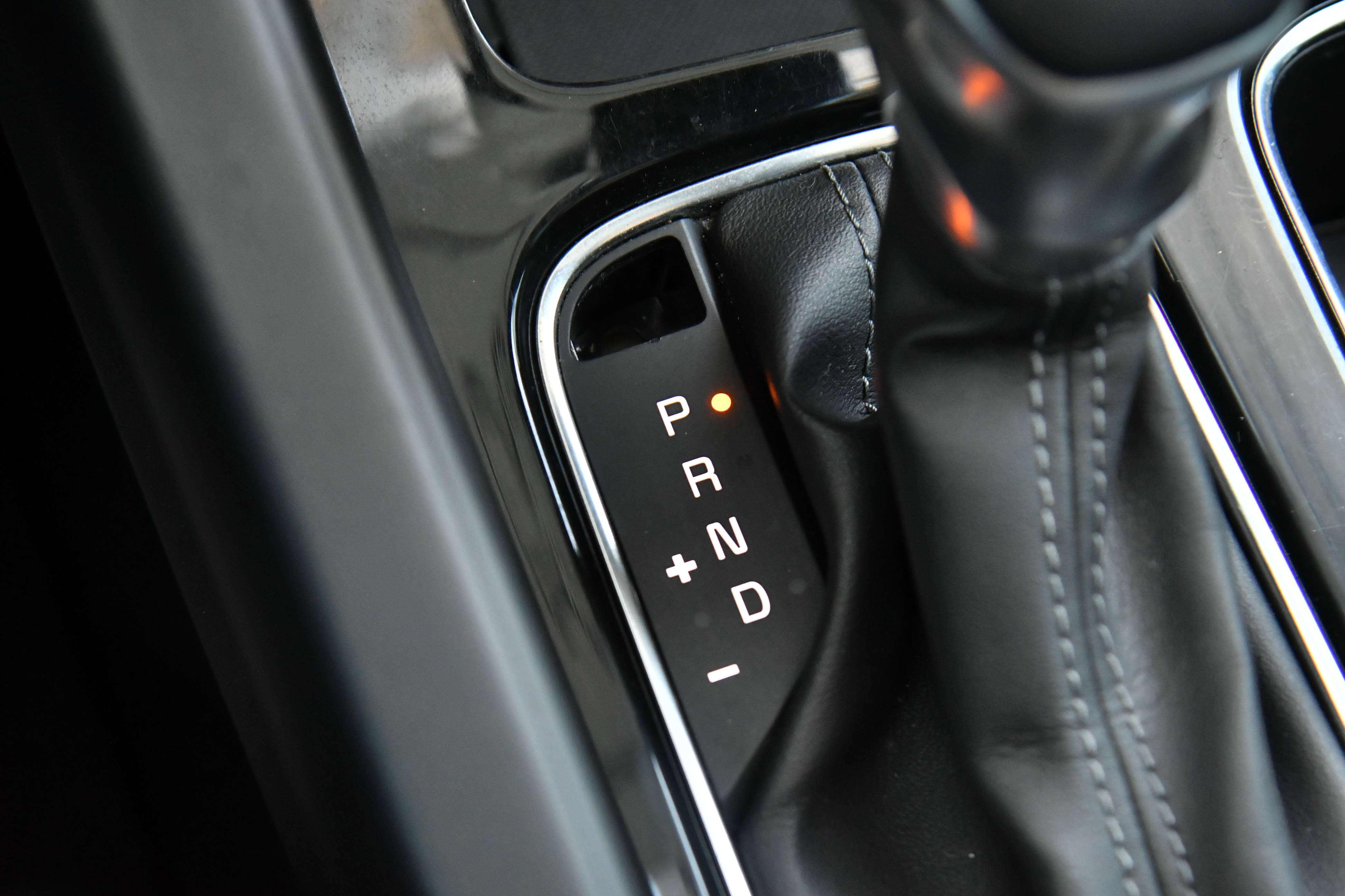 Used 2022 Kia Telluride S FWD image 29