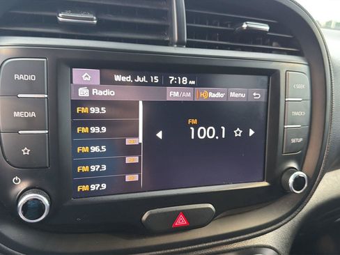 Used 2024 Kia Soul LX w/ Option Group 015 FWD image 23