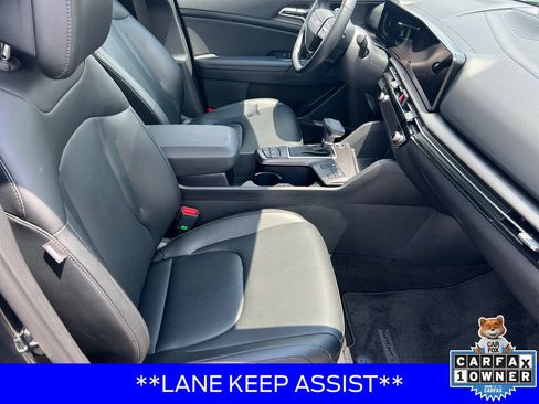 Used 2026 Kia Sportage EX w/ EX Panorama Roof Package FWD image 13