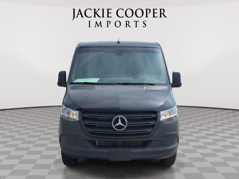 New 2024 Mercedes-Benz Sprinter 144 Cargo image 5