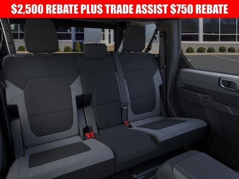 New 2025 Ford Bronco 4-Door image 11